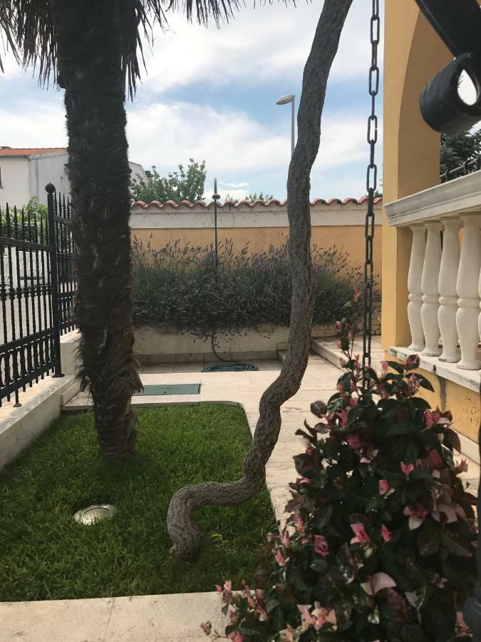 Vila Rojana Vodice Buitenkant foto