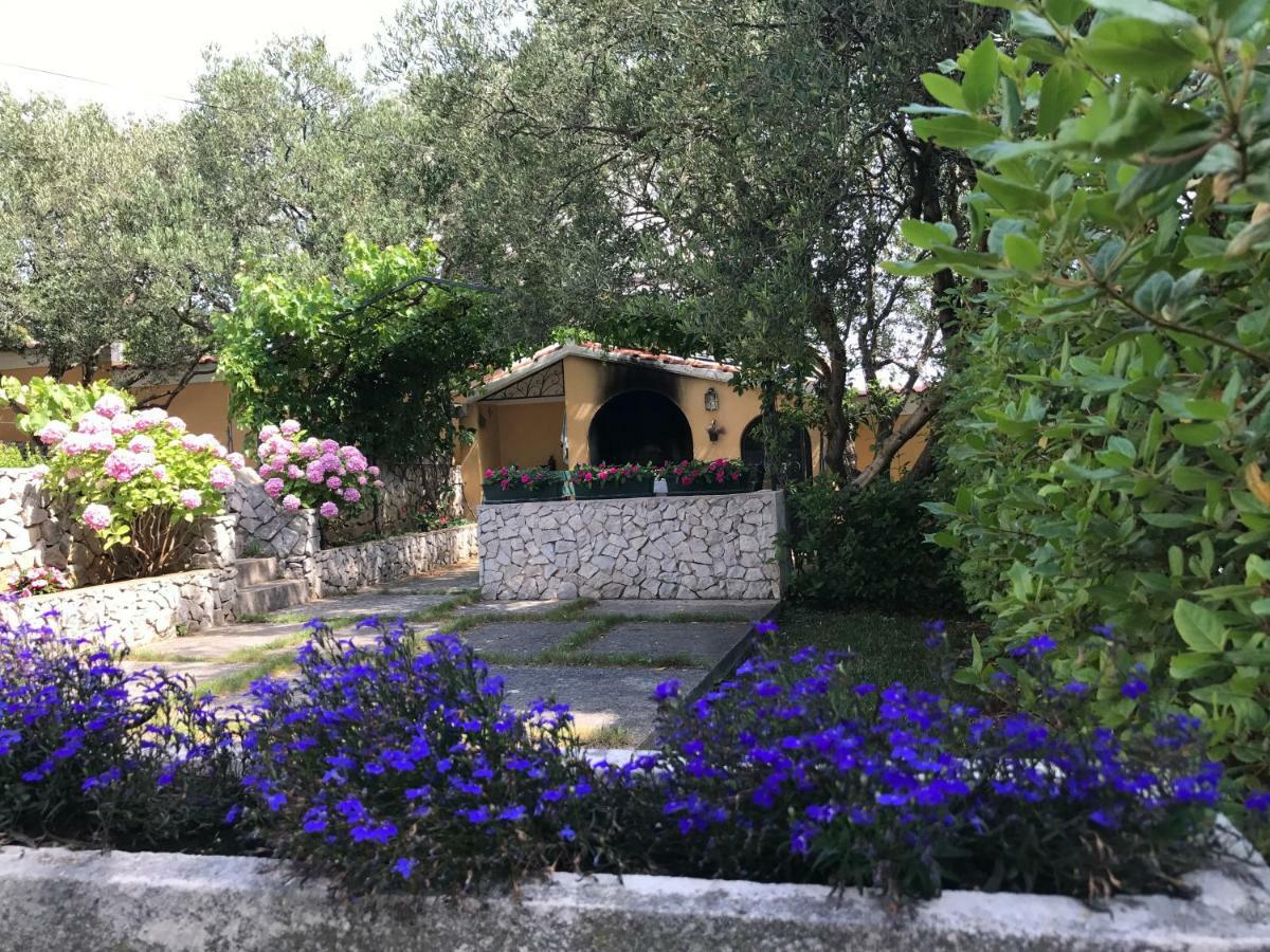 Vila Rojana Vodice Buitenkant foto