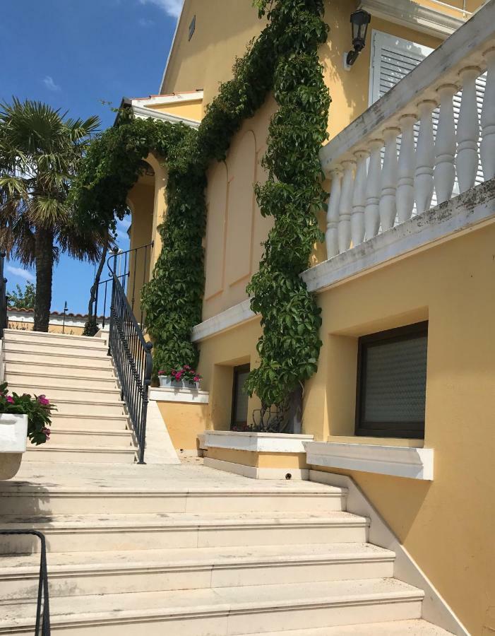 Vila Rojana Vodice Buitenkant foto